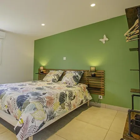 Le Des Remparts Chaource