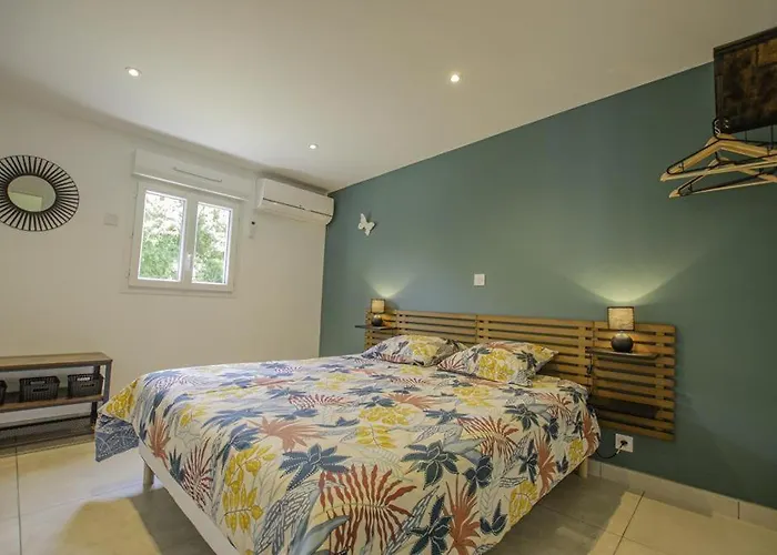 Le Des Remparts Chaource