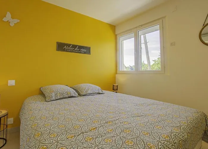 Le Des Remparts Holiday home Chaource